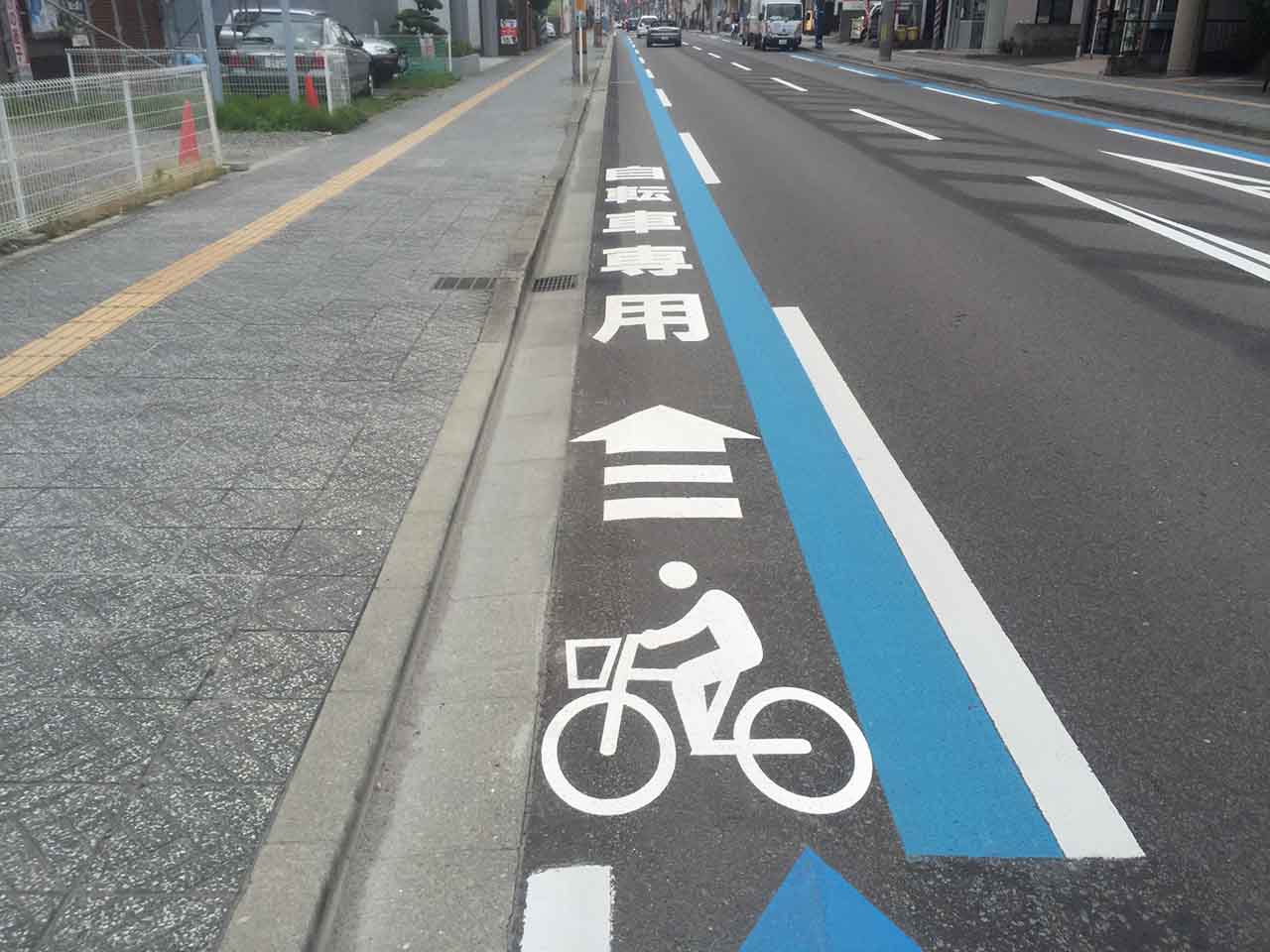 自転車通行帯 サンコー企画株式会社